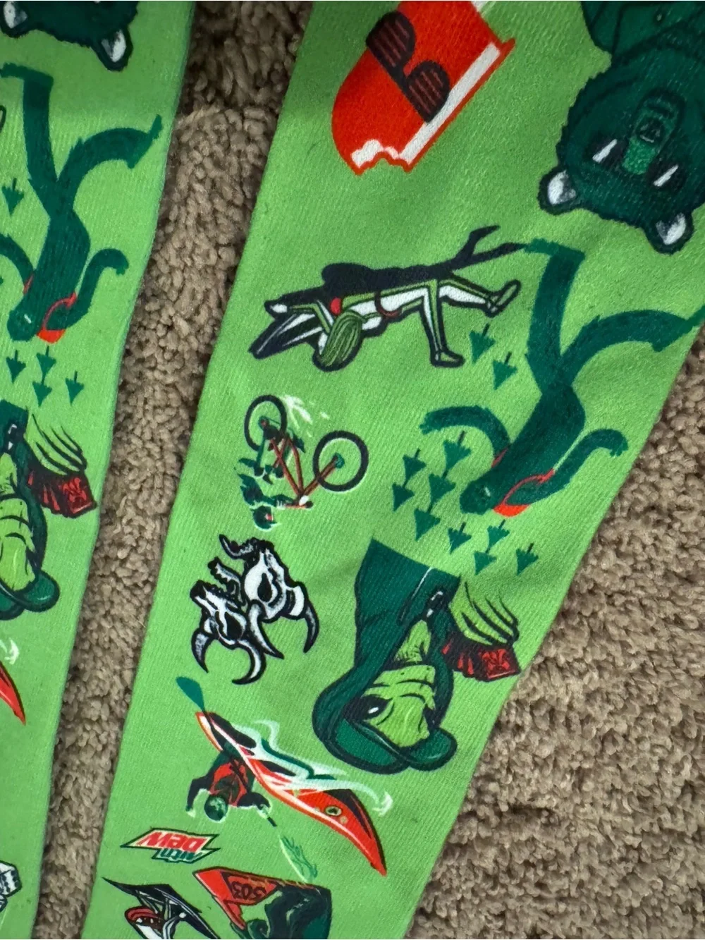 Mt. Dew Dew United Men's Green Graphic Crew Socks playful adventure inspired NEW